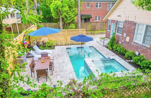San Marco House | Luxury Pool & Hot Tub Oasis with Guest Suite