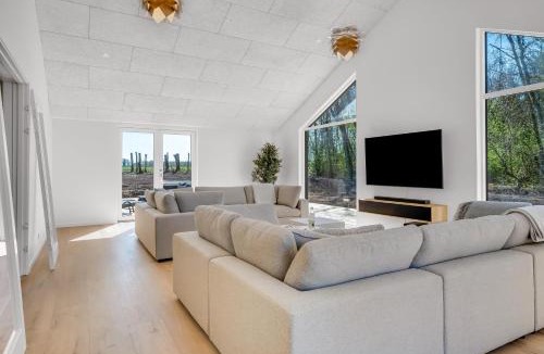 Spøttrup House | Luxury Pool House For 20 People With Activity Room And 6-Person Outdoor Spa