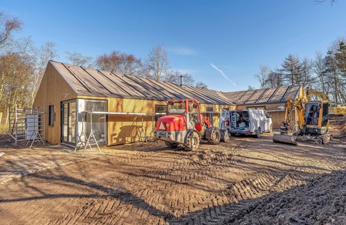 Spøttrup House | Luxury pool house for 20 people with activity room and 6-person outdoor spa