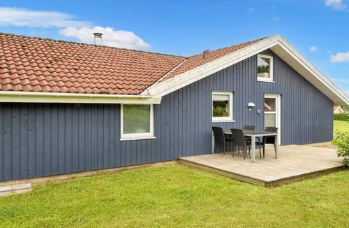 Nordborg House | Luxury Pool House near Beach