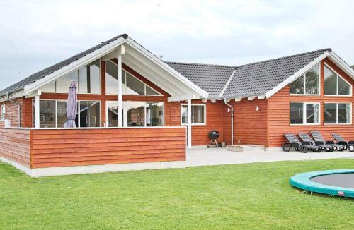 Nordborg House | Luxury Pool Retreat in Nordborg - By Traum Ferienwohnungen