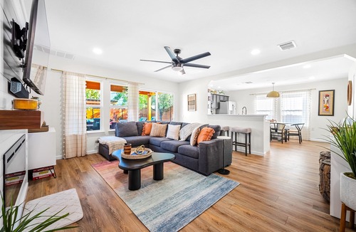 Montopolis House | Luxury Pool & Spa Oasis | 5mi to Downtown ATX