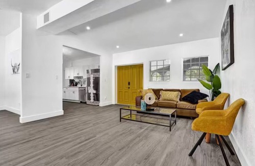Ives Estates House | Luxury Pool Villa 5BD 4BA #2