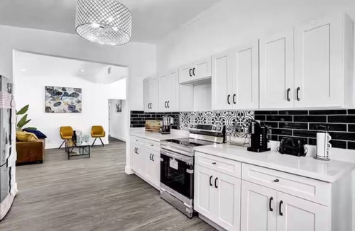 Ives Estates House | LUXURY POOL VILLA 5BD 4BR #3, Heated Pool