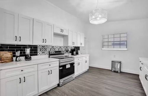 Ives Estates House | LUXURY POOL VILLA 5BD 4BR #3, Heated Pool