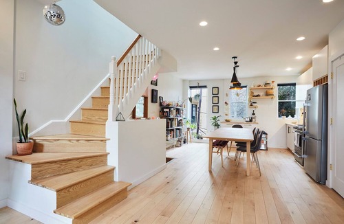 Greenpoint Apartment | Luxury Prime Greenpoint/Williamsburg Triplex Townhouse – Private, Spacious”