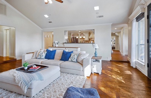 Wylie House | Luxury Private 5BR Estate 6.5 Acres, Private Pond, Sleeps 12, Dallas/FIFA 2026