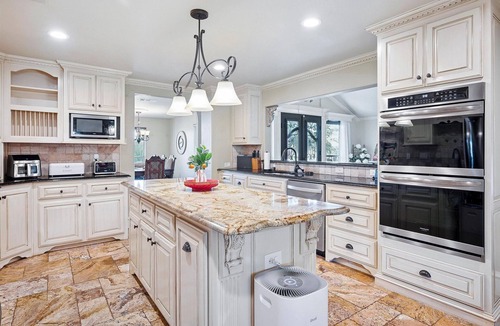 Wylie House | Luxury Private 5BR Estate 6.5 Acres, Private Pond, Sleeps 12, Dallas/FIFA 2026