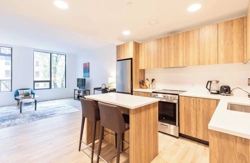 Fenway–Kenmore Apartment | Luxury Private Apt Fenway