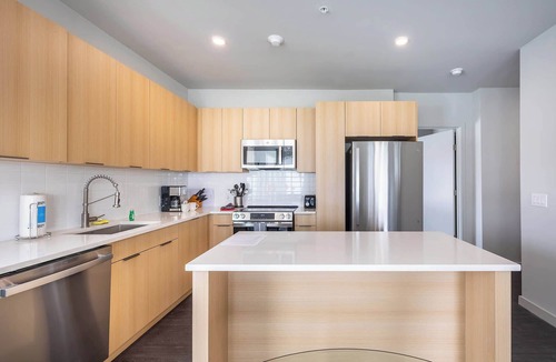 White Plains Apartment | Luxury Private Apt with Gym