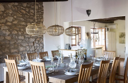 Sitges Villa | Luxury Private Estate | Minutes to Beach & Sitges |