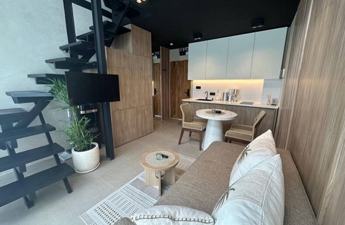 Babakan Villa | Luxury Private Pool Loft Canggu