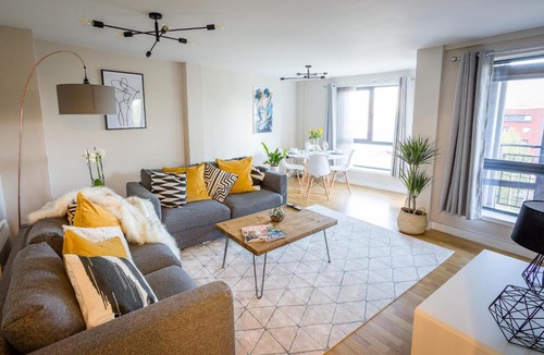 Newcastle-upon-Tyne Apartment | Luxury Quayside Apartment