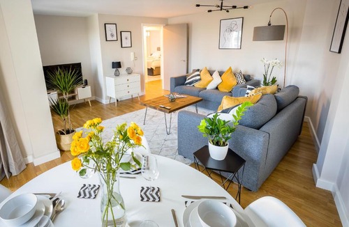 Newcastle-upon-Tyne Apartment | Luxury Quayside Apartment