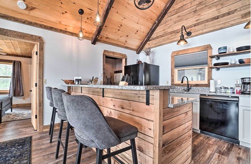 Rabun Gap House | Luxury Rabun Gap Getaway w/Soaring Views!