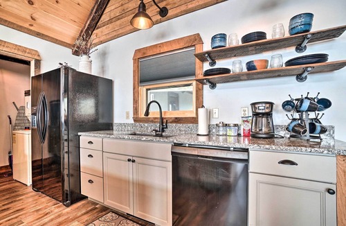 Rabun Gap House | Luxury Rabun Gap Getaway w/Soaring Views!