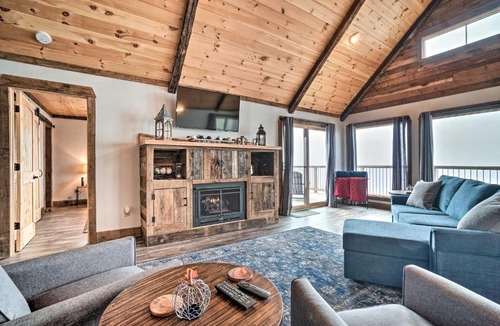 Rabun Gap House | Luxury Rabun Gap Getaway with Soaring Views!