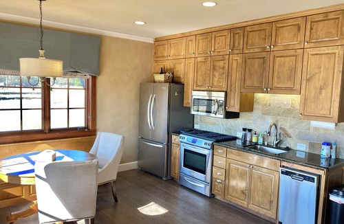 Anderson House | Luxury Ranch house near College Station