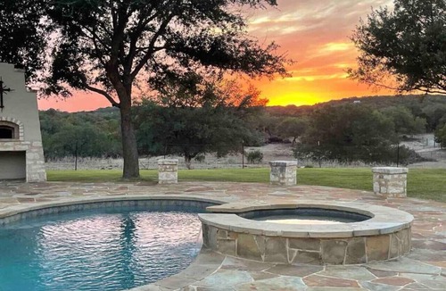 Dripping Springs Villa | Luxury Ranch Retreat Pool, Sleeps 18
