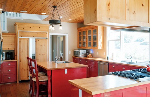 San Luis Obispo House | Luxury Ranch with Pool + Hot Tub on 80 Acres in San Luis Obispo, Sleeps 28