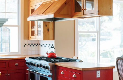 San Luis Obispo House | Luxury Ranch with Pool + Hot Tub on 80 Acres in San Luis Obispo, Sleeps 28