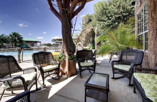 New Braunfels House | Luxury Rental with a Swimming Pool Perfect for Large Groups near Gruene, Texas