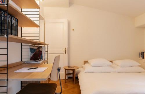 Old Town Apartment | Luxury Residences by Widder Hotel