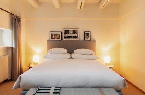 Old Town Apartment | Luxury Residences by Widder Hotel