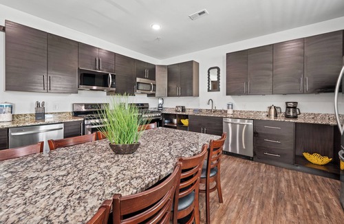 Ocean Drive House | Luxury Resort HOME: 14BR Large Group Rental 0.1mile to Beach-EXCLUSIVE AMENITIES