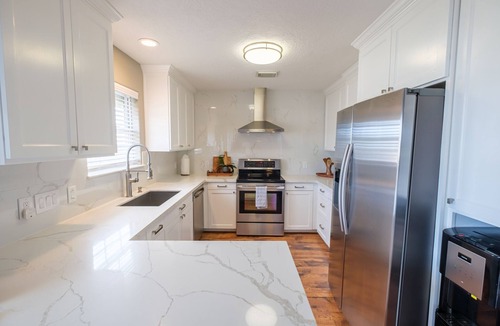 Galveston House | Luxury Retreat |Golf Cart Pool Kayak Paddle Boards