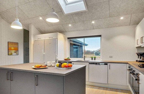 Mommark Strand House | Luxury Retreat in Mommark