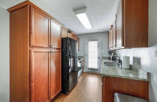 Lynchburg House | Luxury Retreat Near Liberty University & Downtown