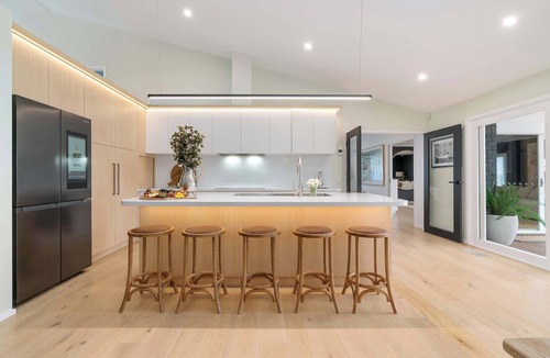 Mornington House | Luxury Retreat - Spa, Beach, Wineries