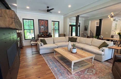 Fackler House | Luxury Retreat- Venue