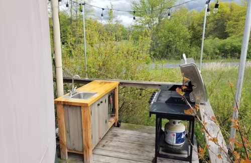 Gardiner Cabin | Luxury retreat w/private deck, garden, firepit on organic farm