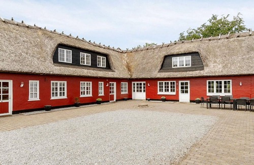 Kjellerup House | Luxury Retreat with Amenities - By Traum Ferienwohnungen