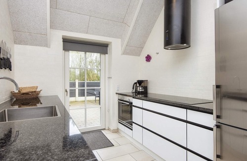 Øhuse House | Luxury Retreat with Pool
