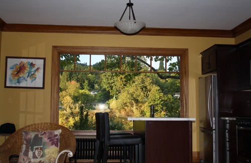 Oak Grove House | Luxury River Retreat