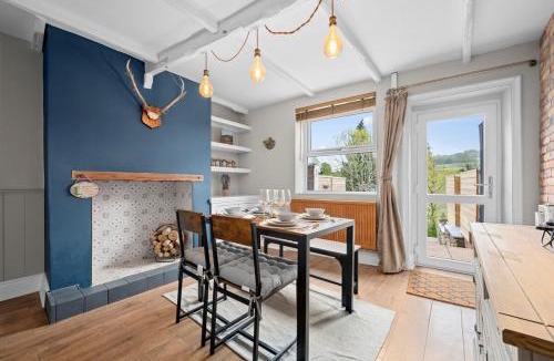 Belper House | Luxury River Side Getaway Peak District