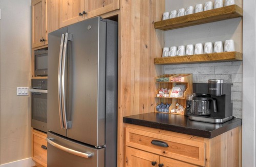 South Fork House | Luxury Riverfront Retreat | Private Hot Tub | Media Room | Mountain Views