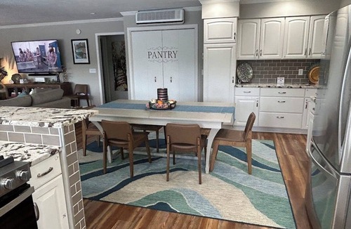 Stanwood House | Luxury Riverfront Sanctuary