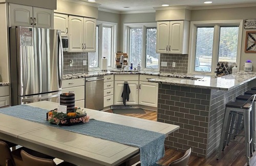 Stanwood House | Luxury Riverfront Sanctuary
