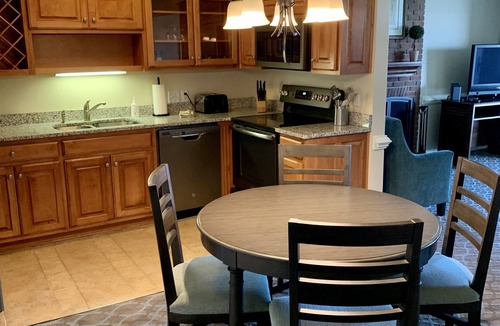 Kingsmill Condo | Luxury Riverfront Condo w/sunrise & sunset views