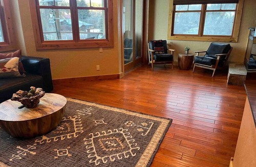 Pagosa Springs House | Luxury Riversedge Townhome
