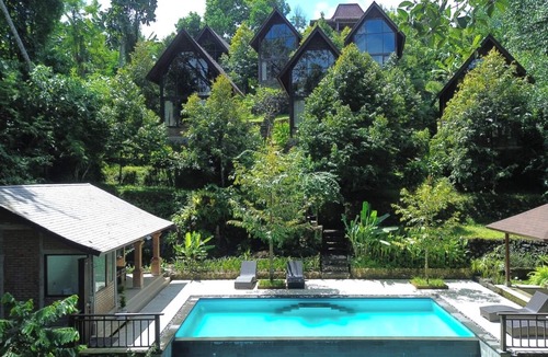 Nyambu Villa | Luxury Riverside Cabins at Nunu Bali