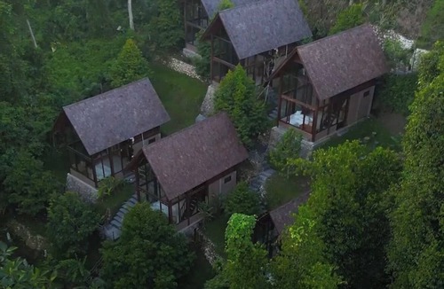 Nyambu Villa | Luxury Riverside Cabins at Nunu Bali