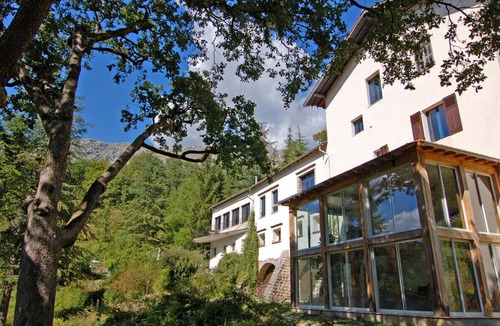 Greolieres House | Luxury Riverside Mansion 40 mins from Nice Cote 'dAzur Airport