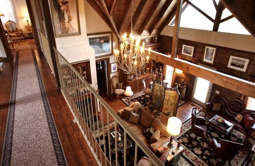 Compton House | Luxury Romantic Bed and Breakfast Retreat in Northern Arkansas