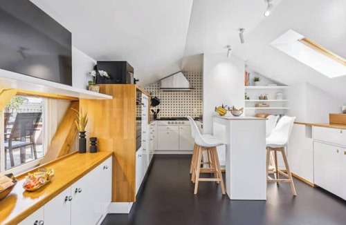 Old Town Apartment | Luxury | Rooftop Terrace | AC | Zurich Old Town