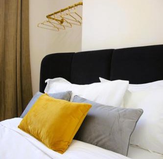 Cricklewood Apartment | Luxury room 2